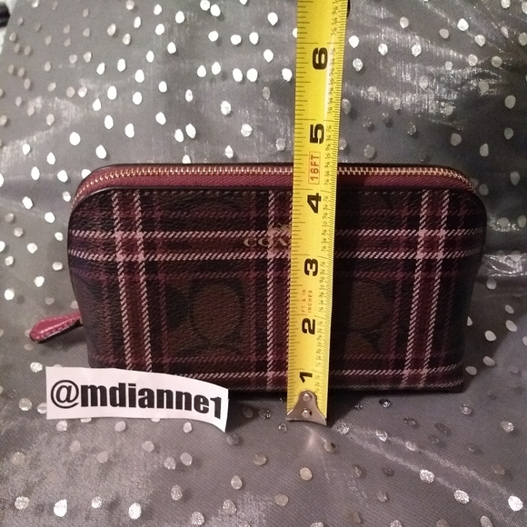 🆕 Coach Signature Shirt Plaid Print Cosmetic Case - Picture 5 of 6